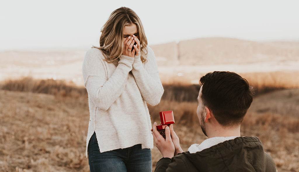 6 Easy Steps To Perfect A Surprise Proposal - Jewelry Design Gallery of East Windsor