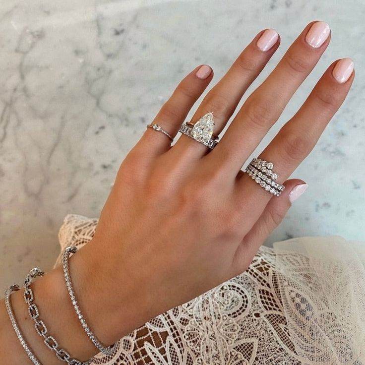 7 Timeless Classic Engagement Rings For Beautiful Women - Jewelry Design Gallery of East Windsor