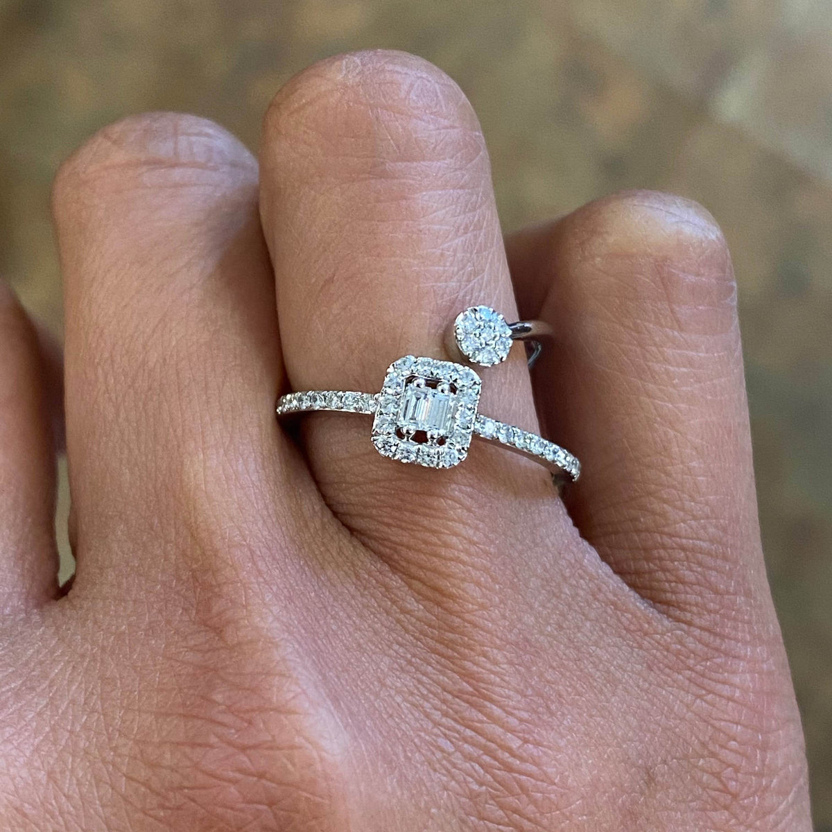 18K White Gold Diamond Fashion Ring - Jewelry Design Gallery of East Windsor